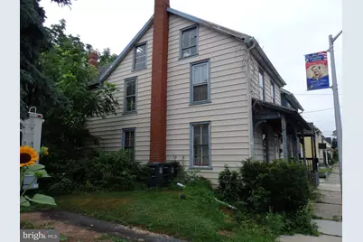 21 S 9th Street, Quakertown, PA 18951 - Photo 2