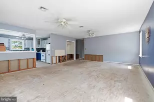 7105 Riverview Ave, Bristol, PA 19007 - Photo 96