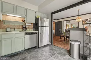 255 Wood Stream Ct, Langhorne, PA 19047 - Photo 6