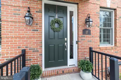 17 Creekview Lane, Yardley, PA 19067 - Photo 2