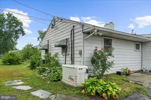 721 Auburn Rd, Fairless Hills, PA 19030 - Photo 24