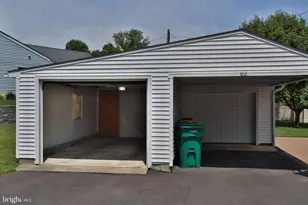100 Bedford Rd, Fairless Hills, PA 19030 - Photo 16
