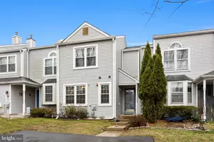35 Skyview Way, Newtown, PA 18940 - Photo 2