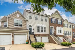 13 Addison Ct, Doylestown, PA 18901 - Photo 2