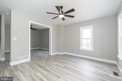 140 S 3rd Street, Quakertown, PA 18951 - Photo 8