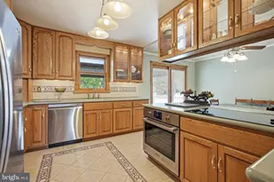 114 Dolly Ln, Chalfont, PA 18914 - Photo 16