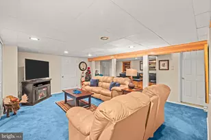 259 Schan Dr, Southampton, PA 18966 - Photo 34