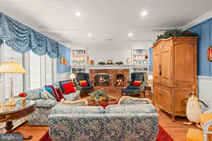 259 Schan Dr, Southampton, PA 18966 - Photo 8