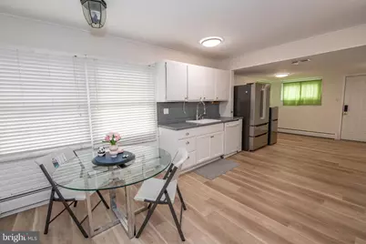 51 Serpentine Lane, Levittown, PA 19055 - Photo 2