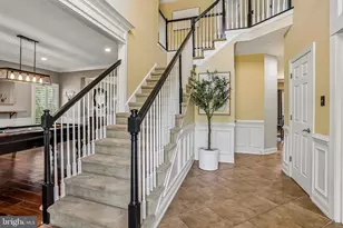 915 Noahs Cir, Warrington, PA 18976 - Photo 4