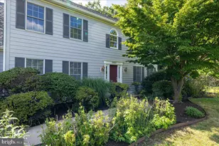 2850 W Fox Chase Cir, Doylestown, PA 18902 - Photo 4