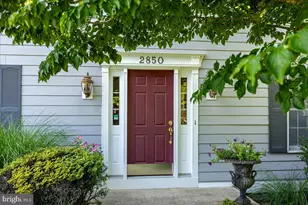 2850 W Fox Chase Cir, Doylestown, PA 18902 - Photo 2