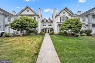 305 Crossroads Dr, Warwick, PA 18974 - Photo 1