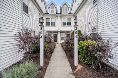 305 Crossroads Drive, Warwick, PA 18974 - Photo 2