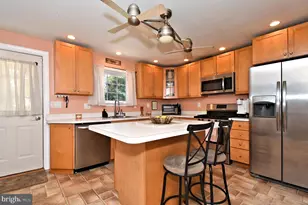630 Elmwood Ave, Feasterville-Trevose, PA 19053 - Photo 18