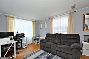 630 Elmwood Ave, Feasterville-Trevose, PA 19053 - Photo 14