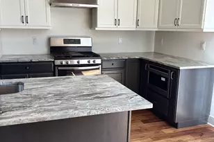 41 Sienna Pl, Feasterville-Trevose, PA 19053 - Photo 2