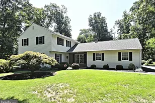 2125 Upper Ridge Rd, Green Lane, PA 18054 - Photo 6