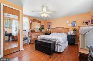 12 Mill Creek Rd, Levittown, PA 19057 - Photo 16