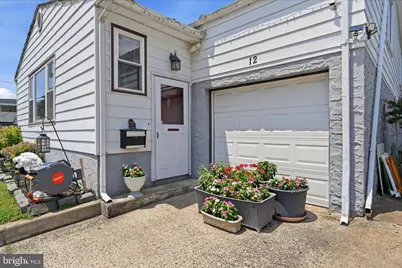 12 Mill Creek Road, Levittown, PA 19057 - Photo 2