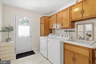 51 Snapdragon Dr, Newtown, PA 18940 - Photo 32
