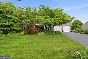 51 Snapdragon Dr, Newtown, PA 18940 - Photo 34