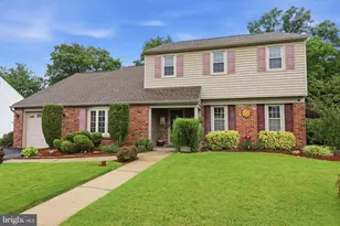 603 Saxony Dr, Fairless Hills, PA 19030 - Photo 2