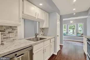 472 Trumbull Ct, Newtown, PA 18940 - Photo 14