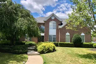 1224 Bridle Estates Dr, Yardley, PA 19067 - Photo 2