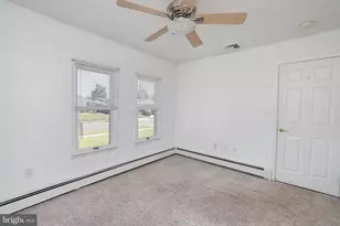 45 Crimson King Ln, Levittown, PA 19055 - Photo 16
