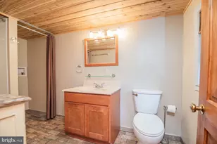 563 E Dark Hollow Rd, Pipersville, PA 18947 - Photo 36