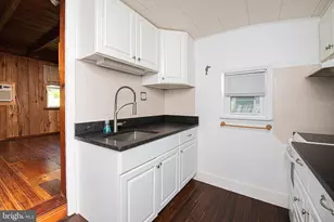 563 E Dark Hollow Rd, Pipersville, PA 18947 - Photo 26