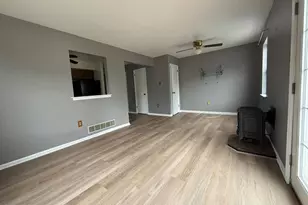 409 Edgewood Dr, Hilltown, PA 18969 - Photo 10