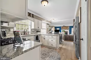 112 Carmen Ln, Langhorne, PA 19047 - Photo 8