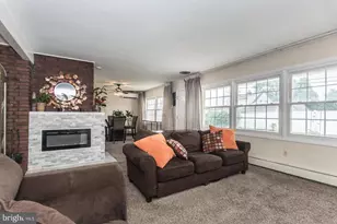 455 Snowball Dr, Levittown, PA 19056 - Photo 8
