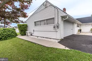 455 Snowball Dr, Levittown, PA 19056 - Photo 60