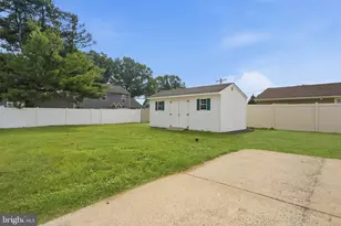 96 Elderberry Dr, Levittown, PA 19054 - Photo 54