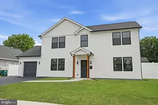 96 Elderberry Dr, Levittown, PA 19054 - Photo 1