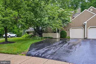 1564 Applewood Cir, Yardley, PA 19067 - Photo 4
