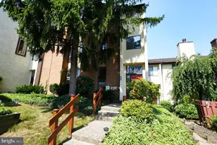 88 Palace Ct, Chalfont, PA 18914 - Photo 1