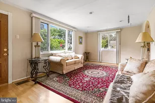 906 Oak Terrace, Southampton, PA 18966 - Photo 8