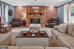 68 New Rd, Southampton, PA 18966 - Photo 2
