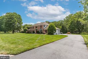 5765 N Deer Run Rd, Doylestown, PA 18902 - Photo 4