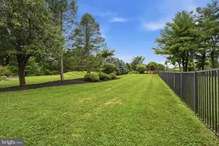 102 Whisper Wood Ct, Newtown, PA 18940 - Photo 56