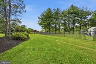 102 Whisper Wood Ct, Newtown, PA 18940 - Photo 58