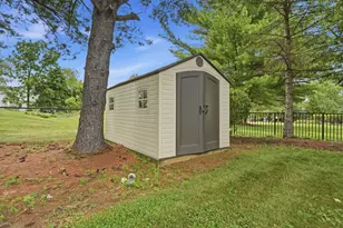 102 Whisper Wood Ct, Newtown, PA 18940 - Photo 46