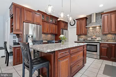102 Whisper Wood Court, Newtown, PA 18940 - Photo 6