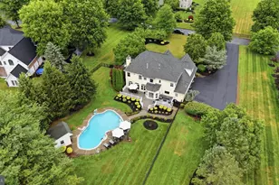 102 Whisper Wood Ct, Newtown, PA 18940 - Photo 18