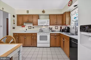 74 Glen Dr, Yardley, PA 19067 - Photo 12