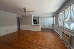 403 S Main St, Doylestown, PA 18901 - Photo 2
